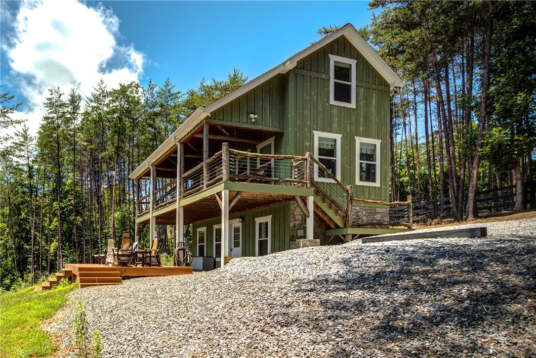Image number 2 for the current listing