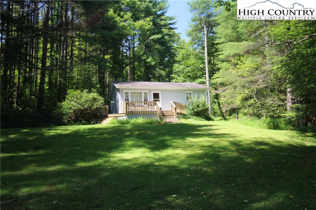 Image number 17 for the current listing