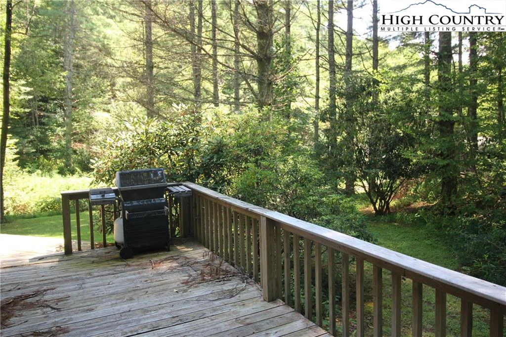 Image number 12 for the current listing