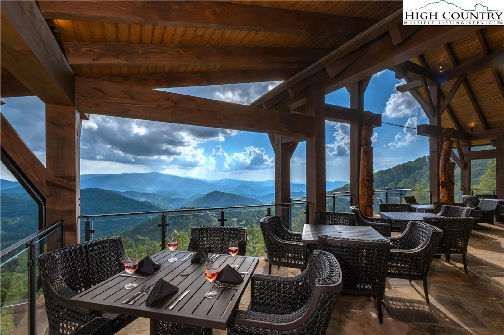 Image number 4 for the current listing