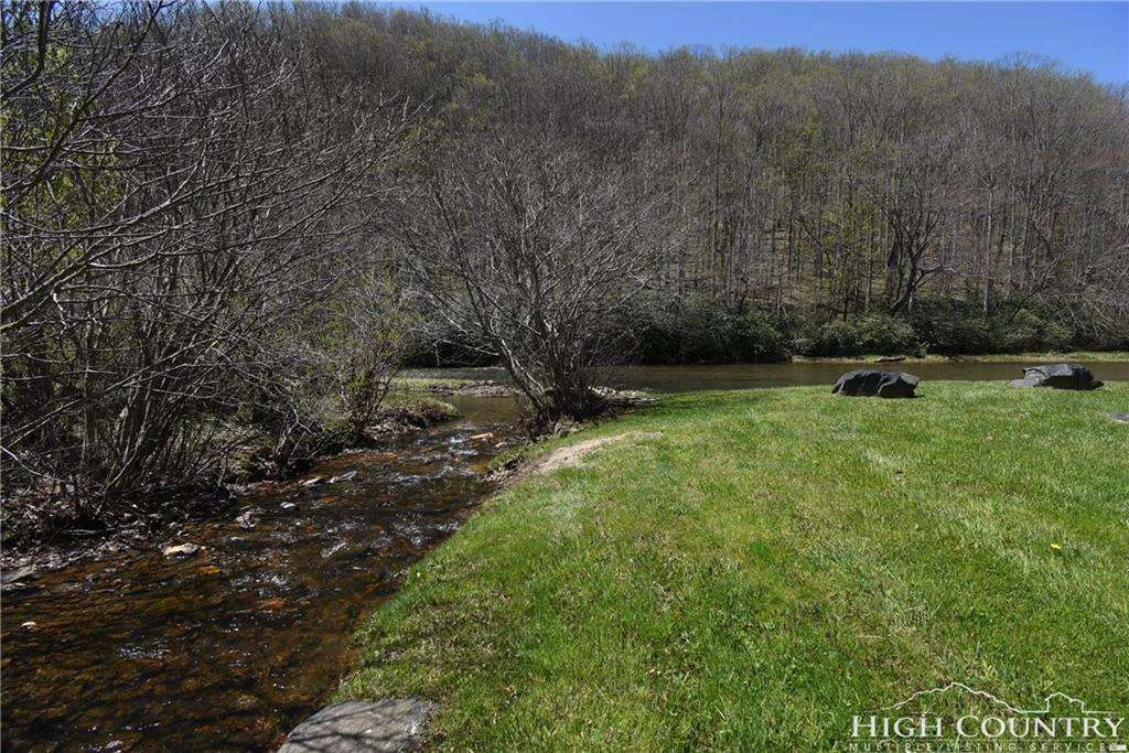 Image number 5 for the current listing
