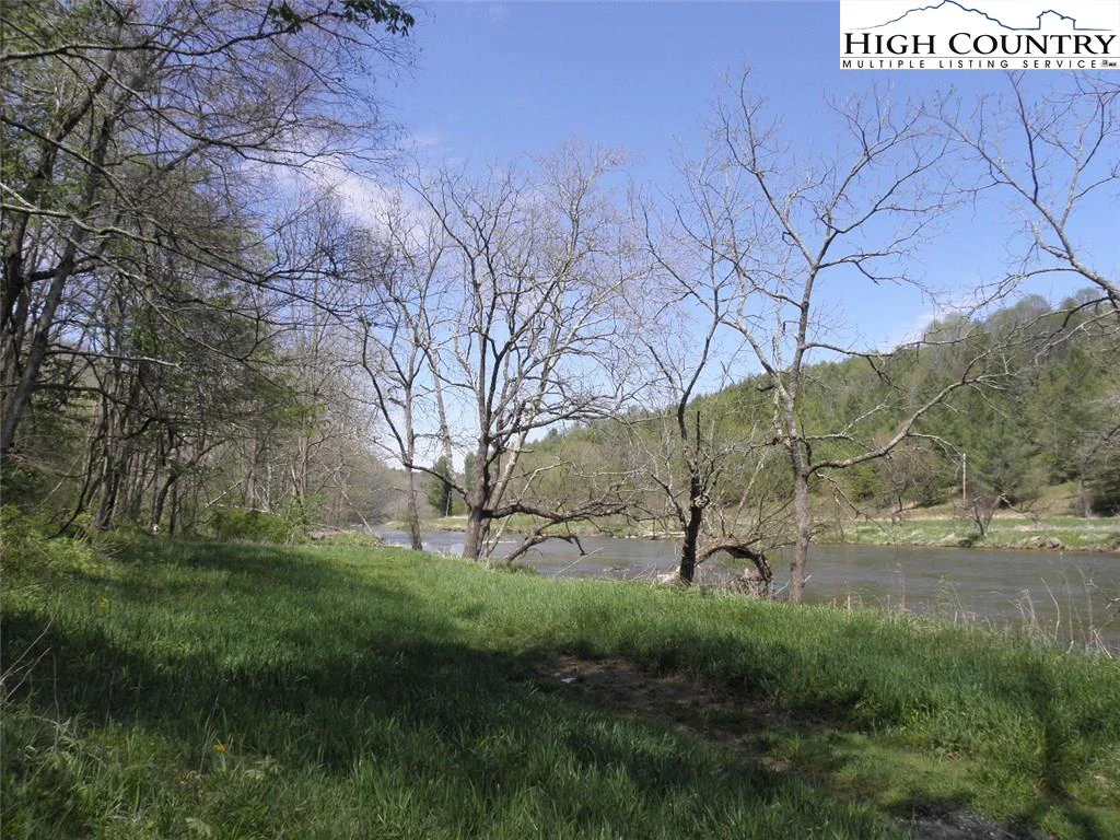 Image number 6 for the current listing