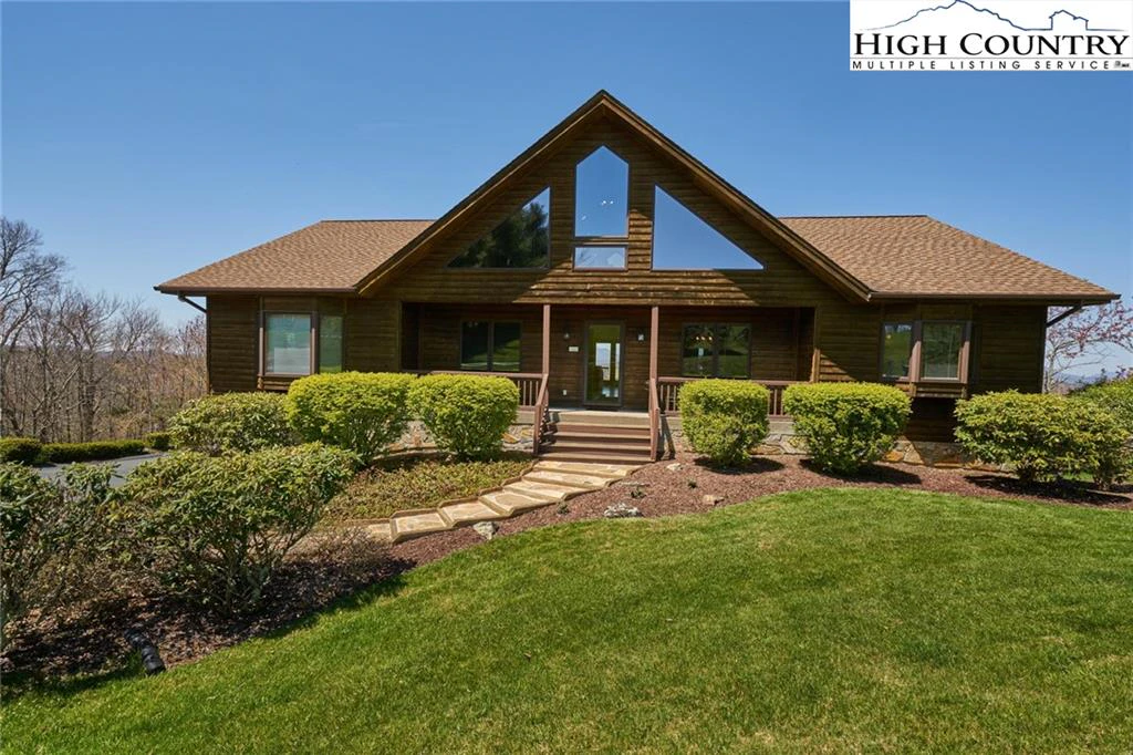 Image number 1 for the current listing