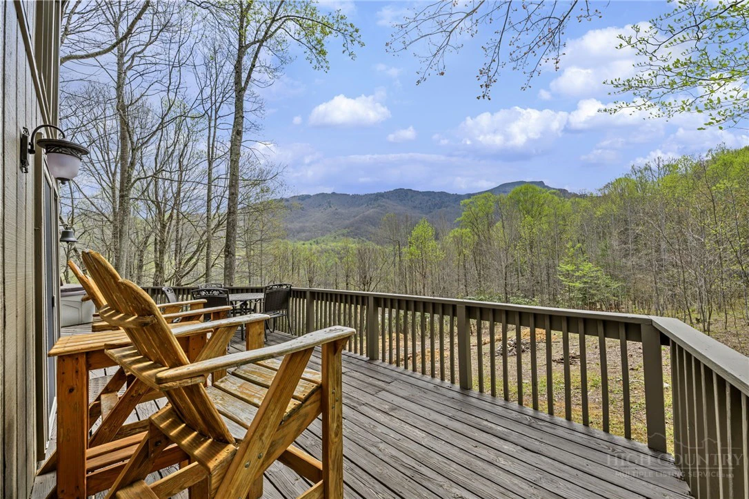 Image number 9 for the current listing