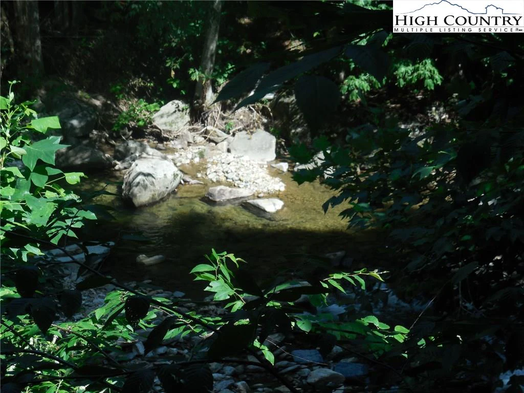 Image number 9 for the current listing
