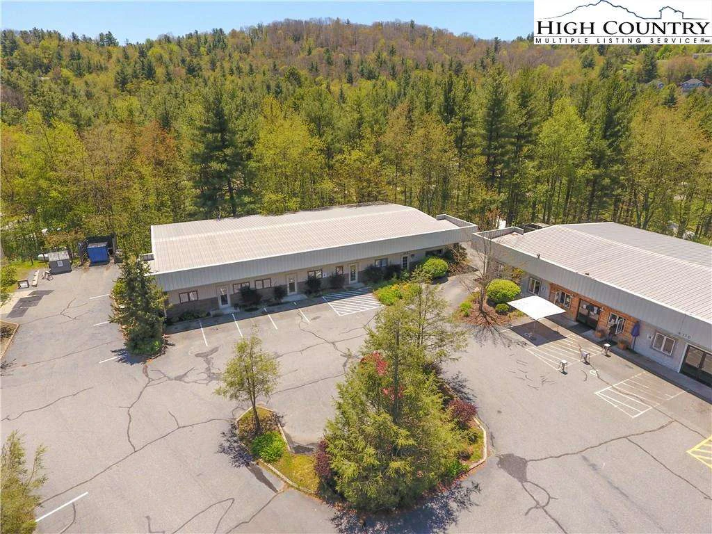 Image number 1 for the current listing