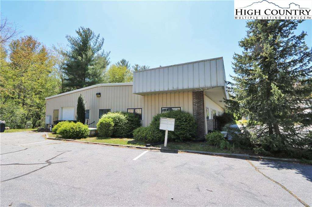 Image number 13 for the current listing