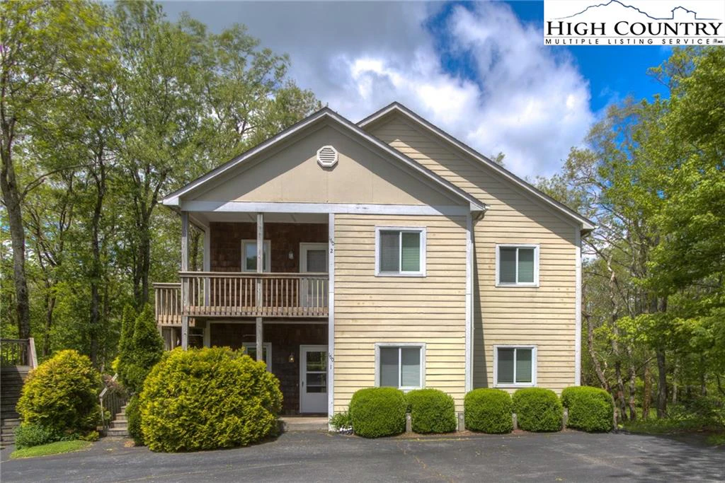 Image number 1 for the current listing