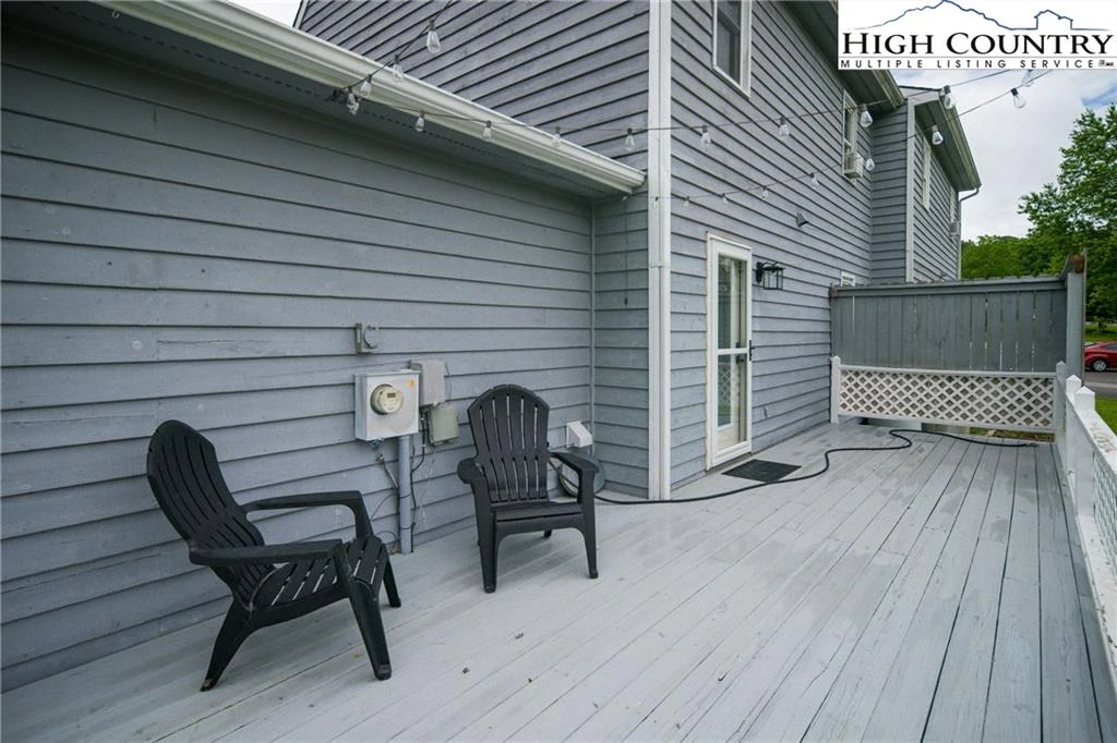 Image number 12 for the current listing