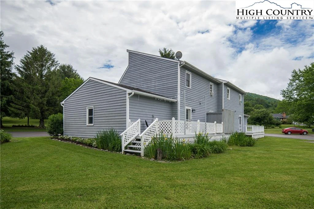 Image number 10 for the current listing