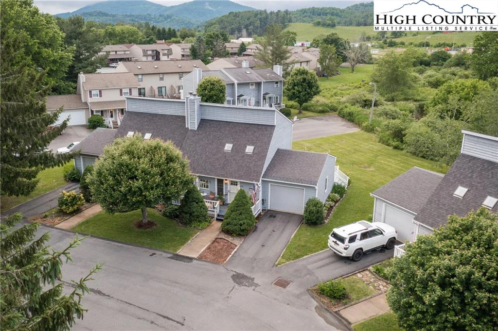 Image number 5 for the current listing