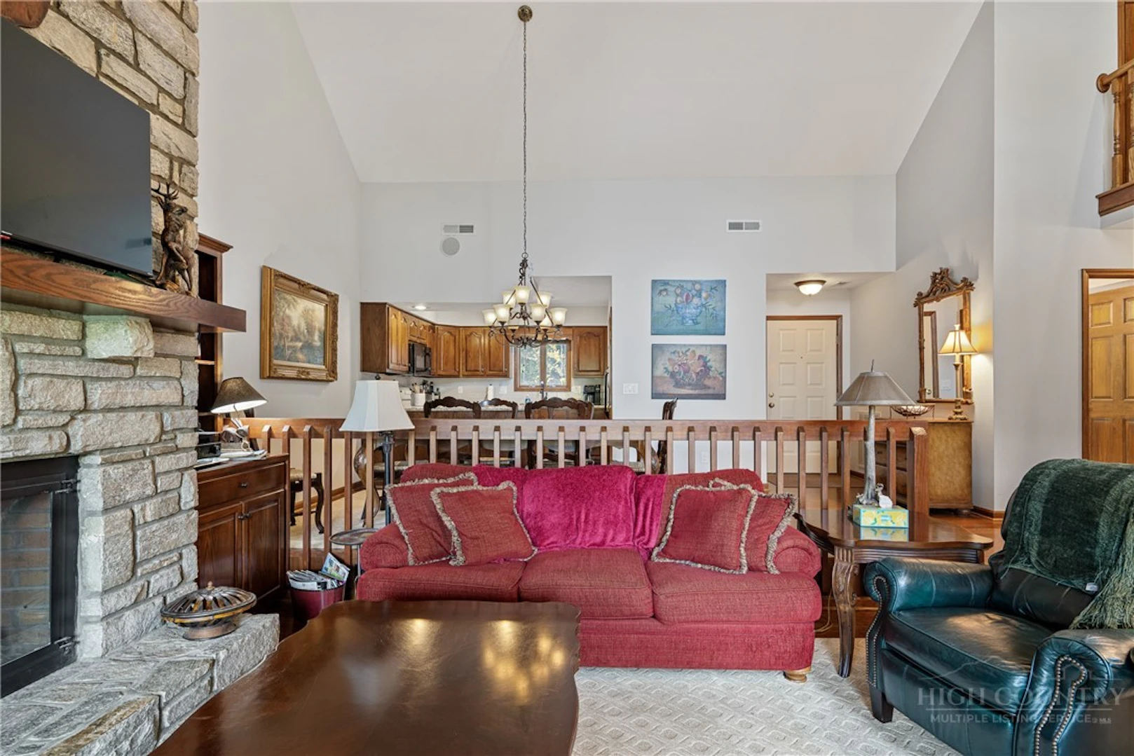 Image number 9 for the current listing