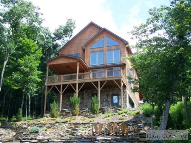 Image number 1 for the current listing