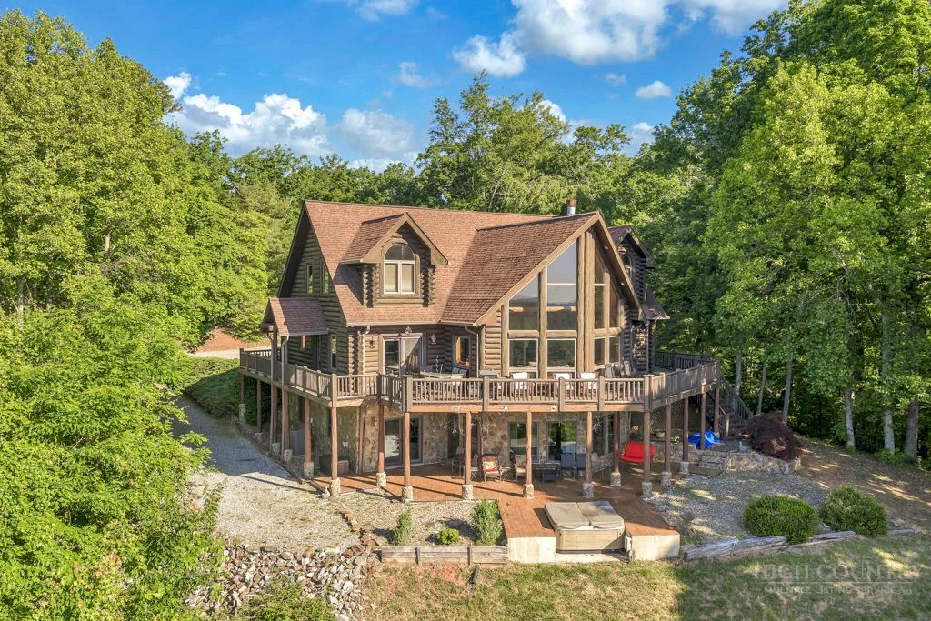 Image number 3 for the current listing