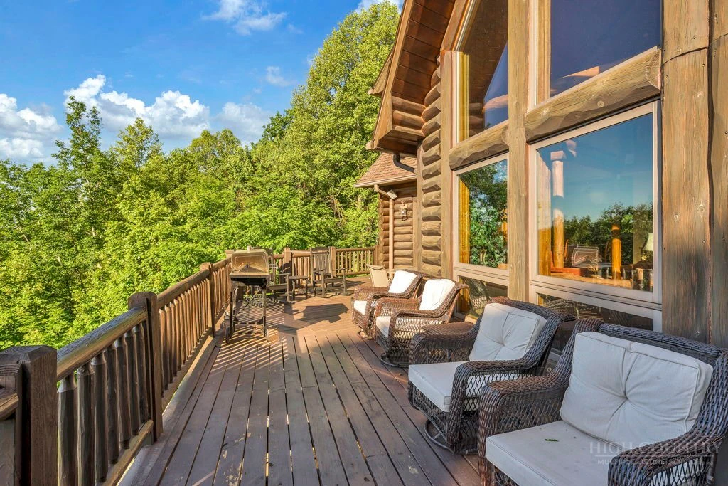 Image number 7 for the current listing