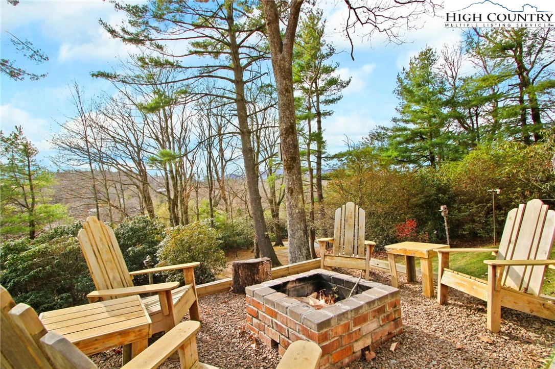 Image number 16 for the current listing