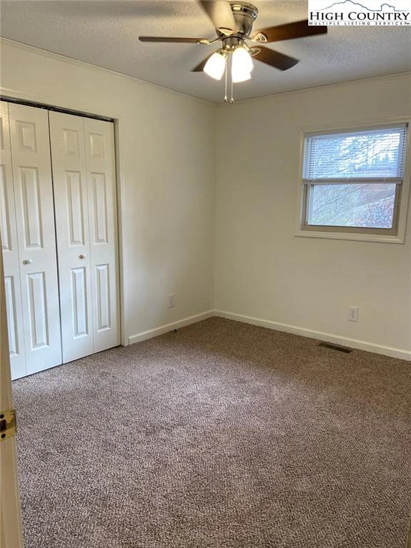 Image number 12 for the current listing