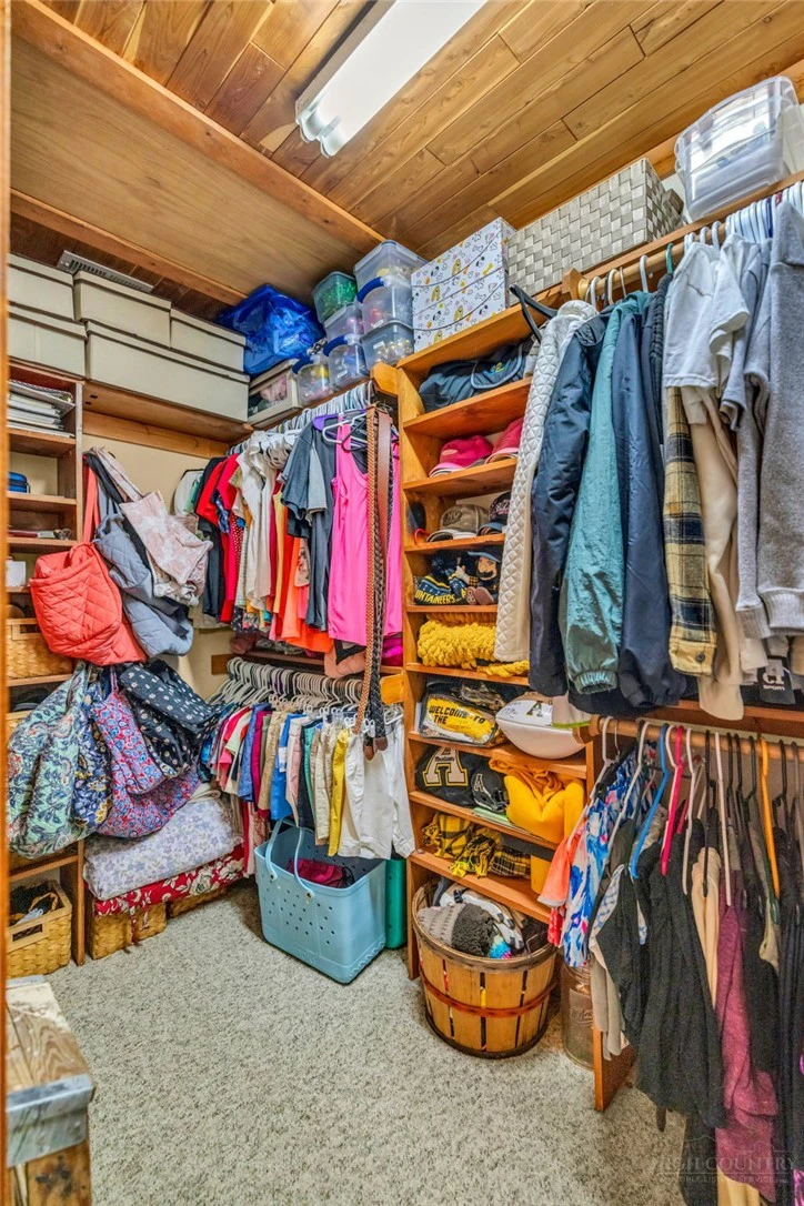 Image number 3 for the current listing
