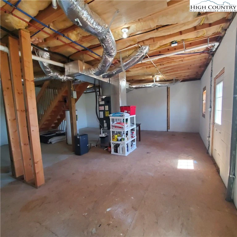 Image number 9 for the current listing
