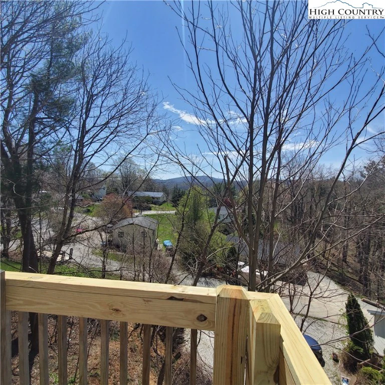 Image number 7 for the current listing
