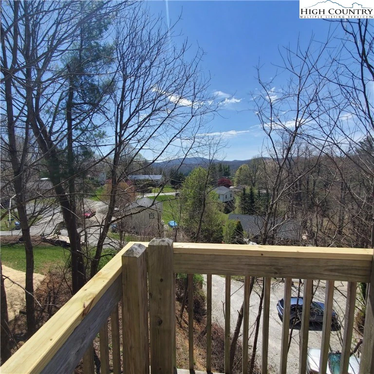 Image number 6 for the current listing