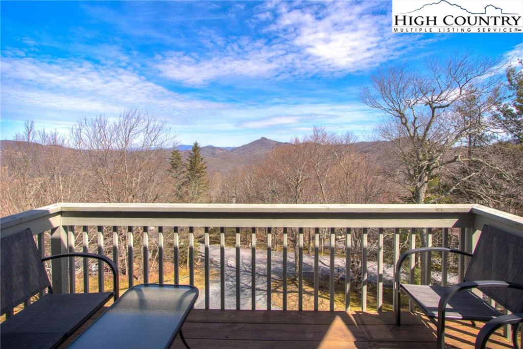 Image number 13 for the current listing