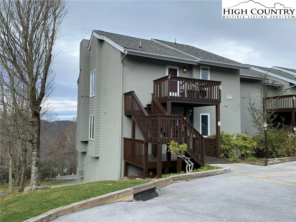 Image number 3 for the current listing