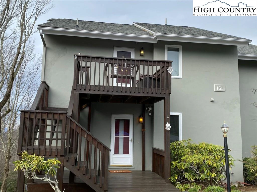 Image number 18 for the current listing