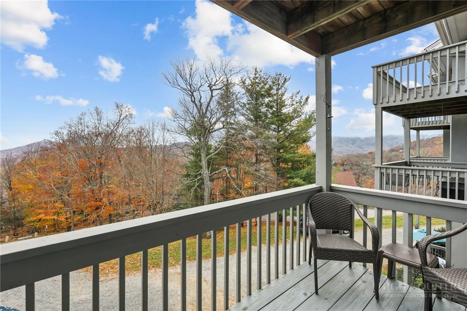 Image number 7 for the current listing