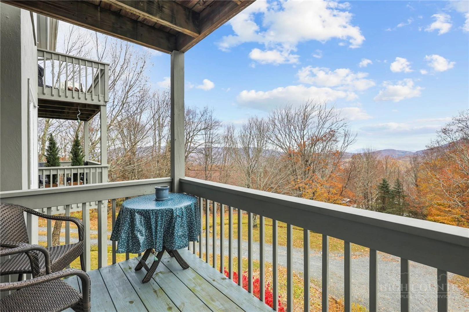 Image number 8 for the current listing