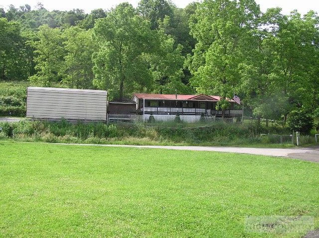 Image number 3 for the current listing