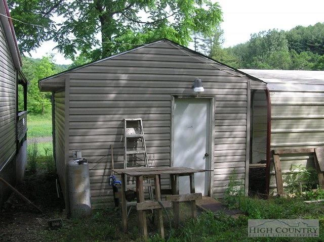 Image number 5 for the current listing