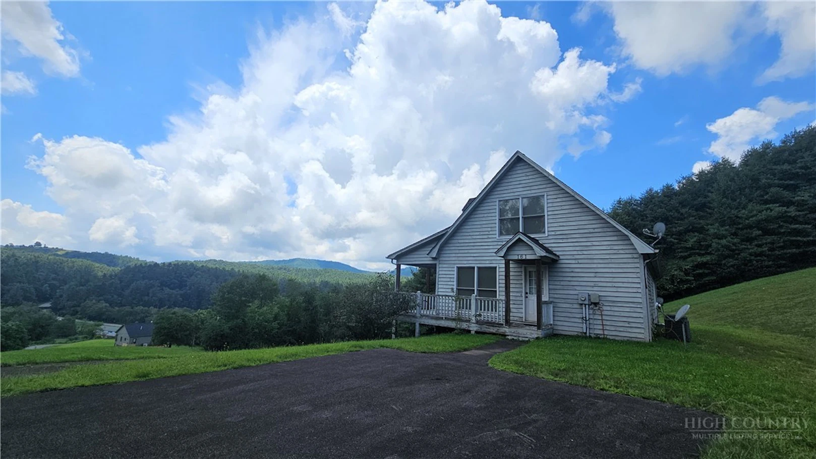 Image number 2 for the current listing