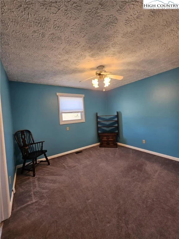 Image number 3 for the current listing