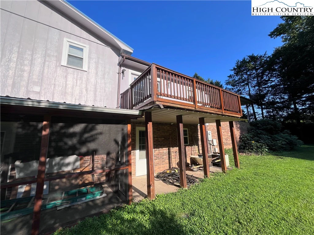 Image number 14 for the current listing