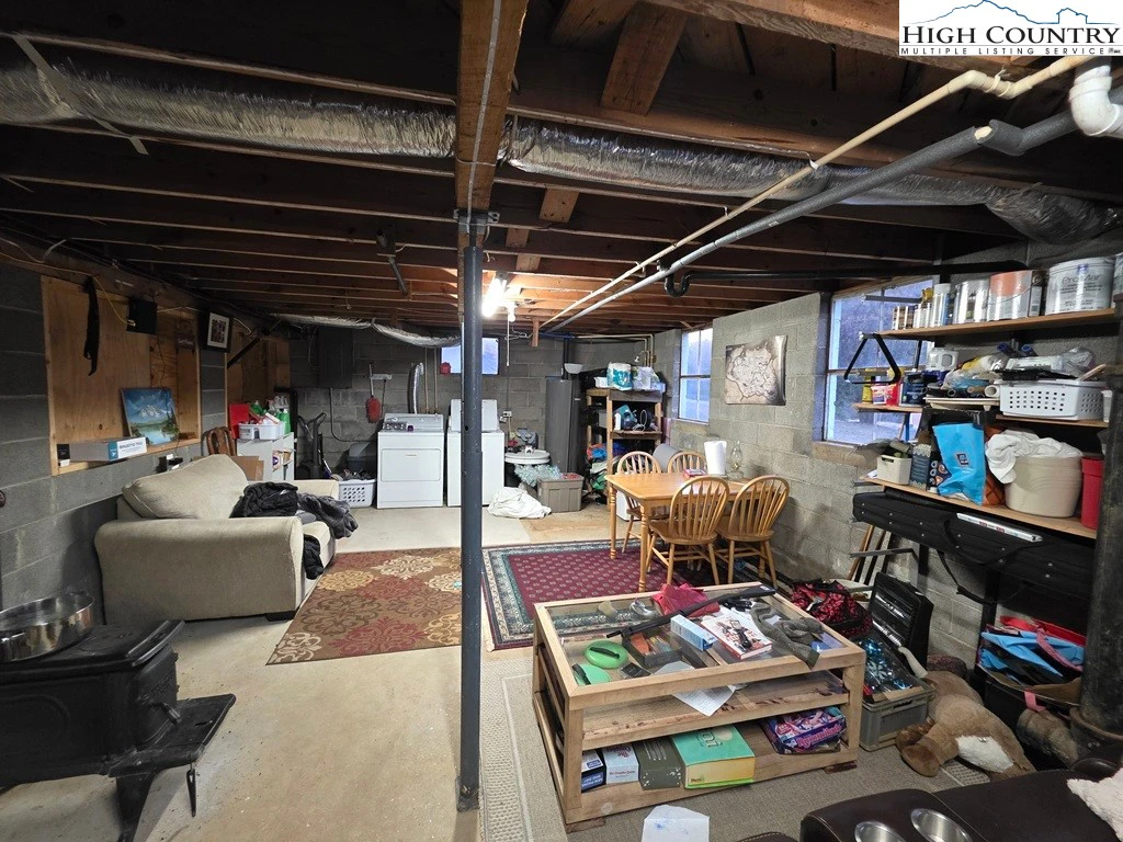 Image number 7 for the current listing
