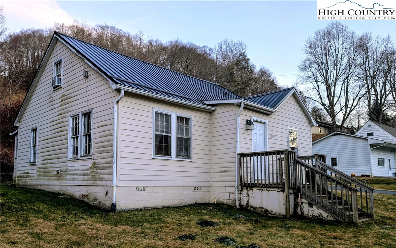 Image number 5 for the current listing
