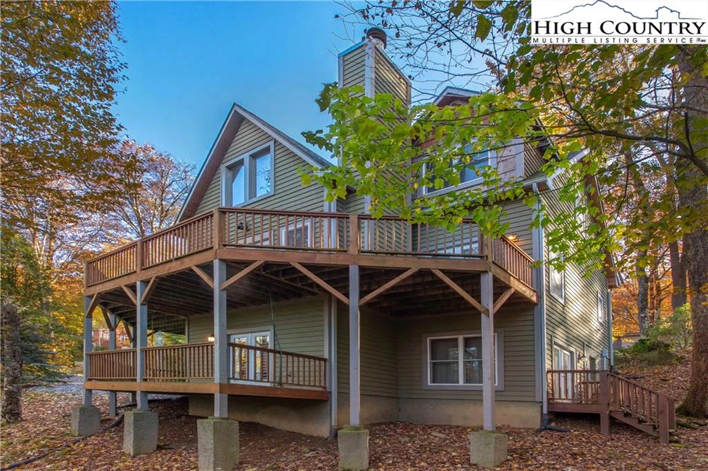 Image number 17 for the current listing