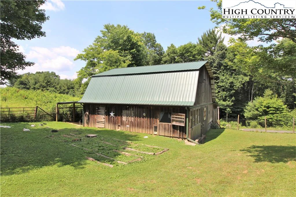 Image number 9 for the current listing