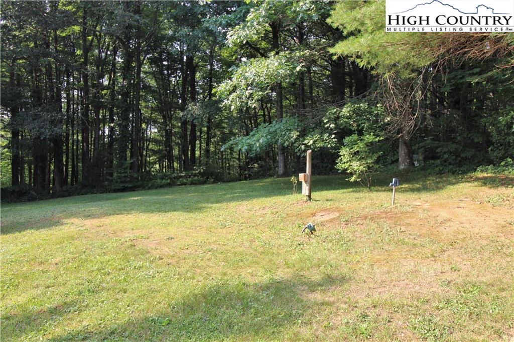 Image number 23 for the current listing