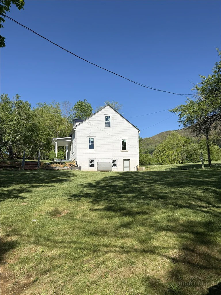 Image number 5 for the current listing