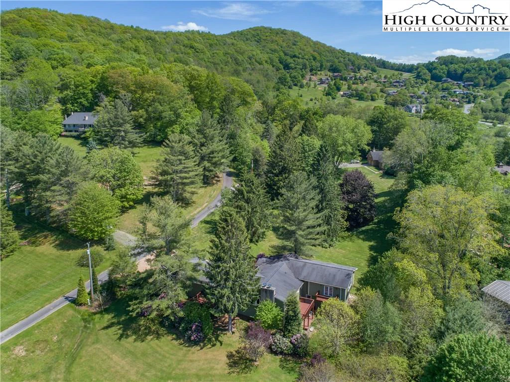Image number 18 for the current listing
