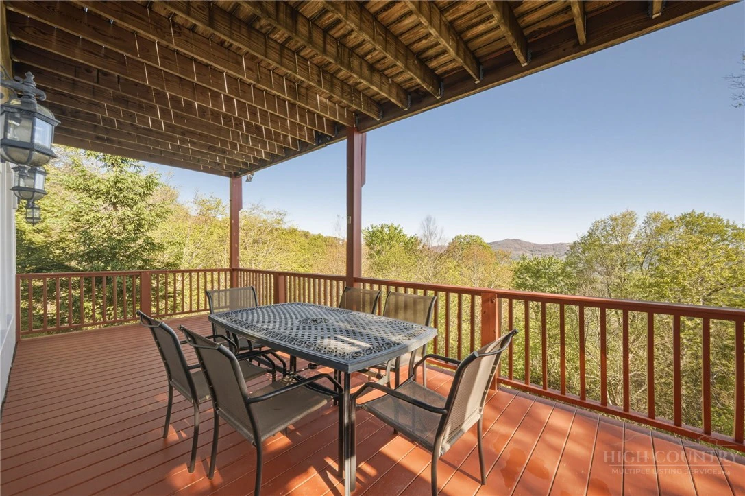Image number 13 for the current listing
