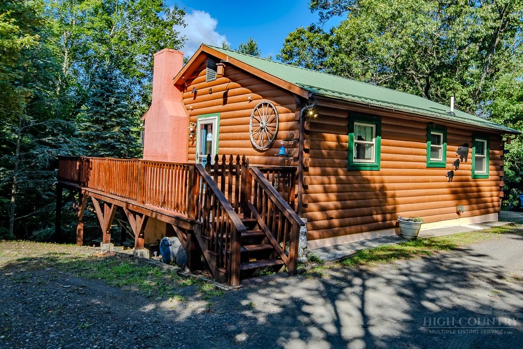 Image number 2 for the current listing