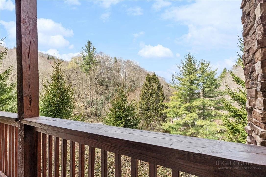 Image number 3 for the current listing