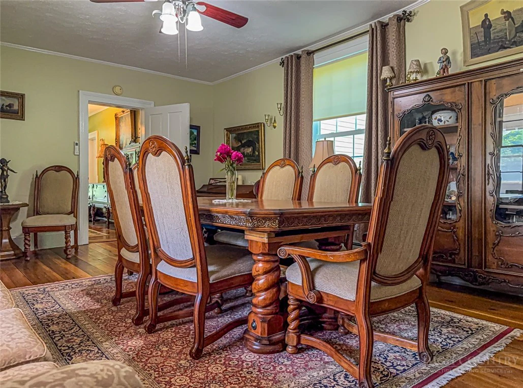 Image number 6 for the current listing