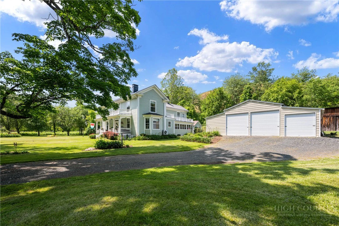 Image number 5 for the current listing