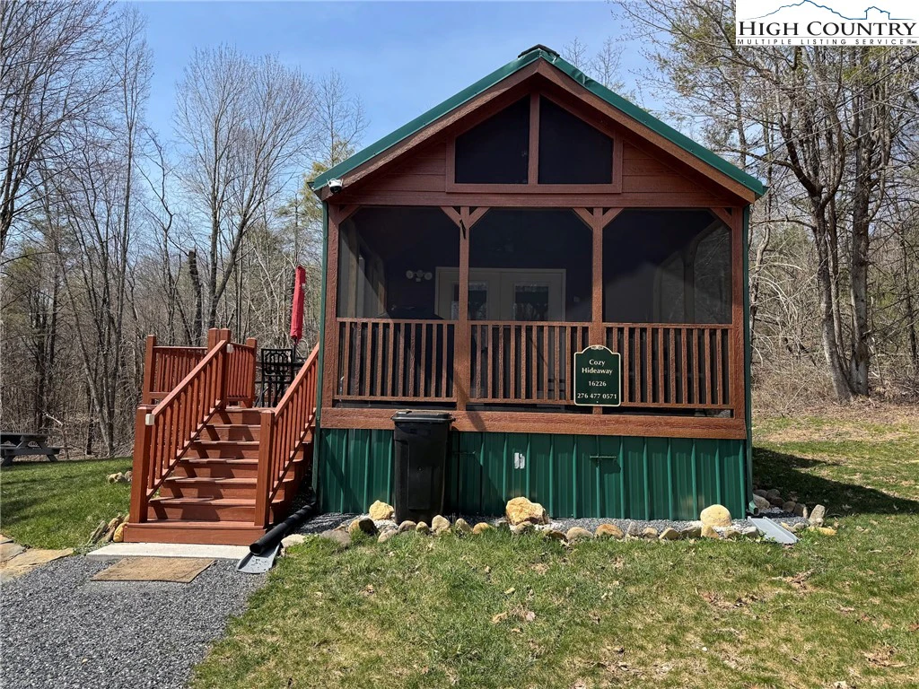 Image number 11 for the current listing
