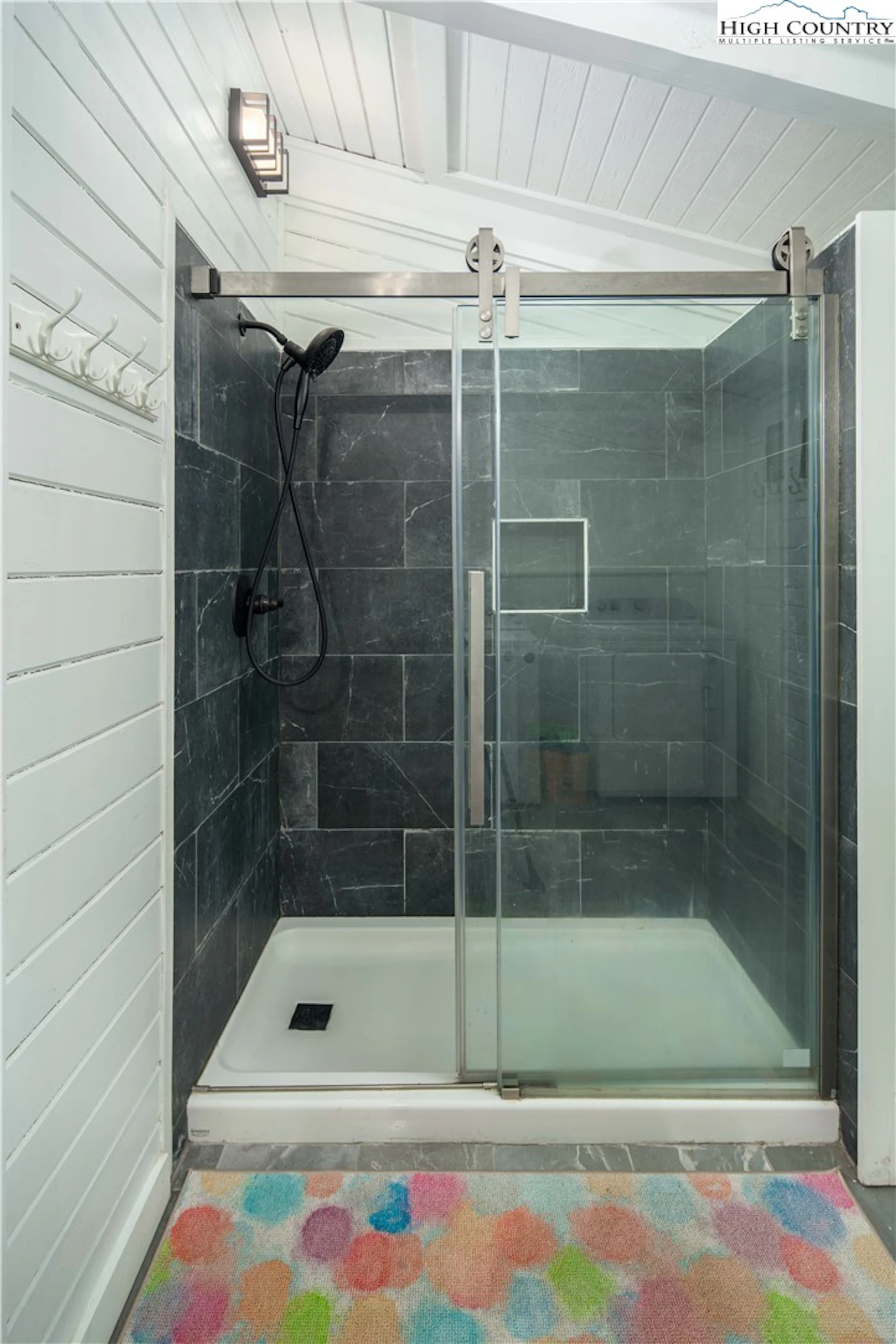 Image number 4 for the current listing