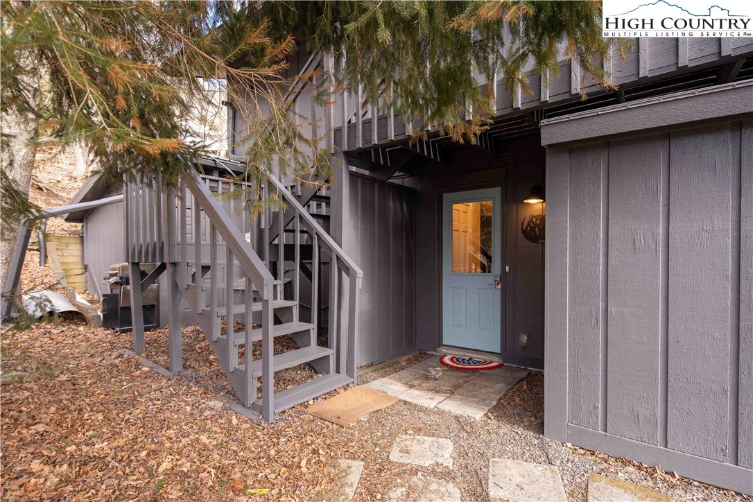 Image number 8 for the current listing